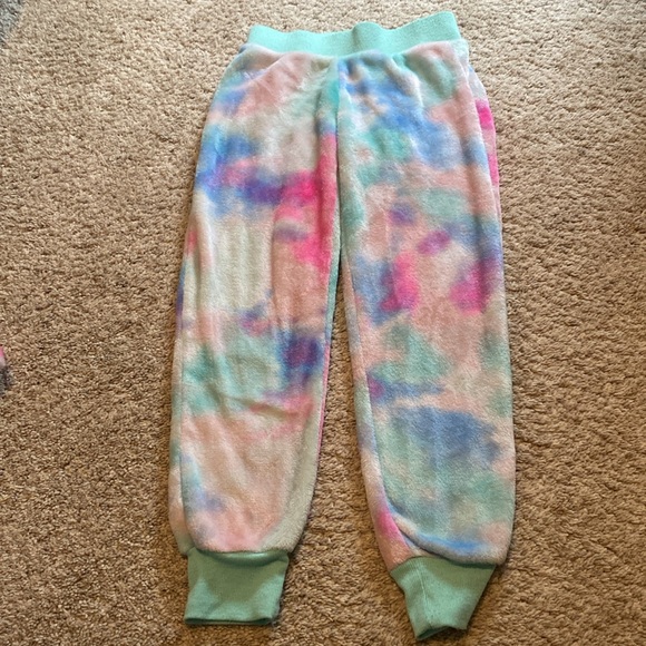 Girls Pajama set - Picture 2 of 3